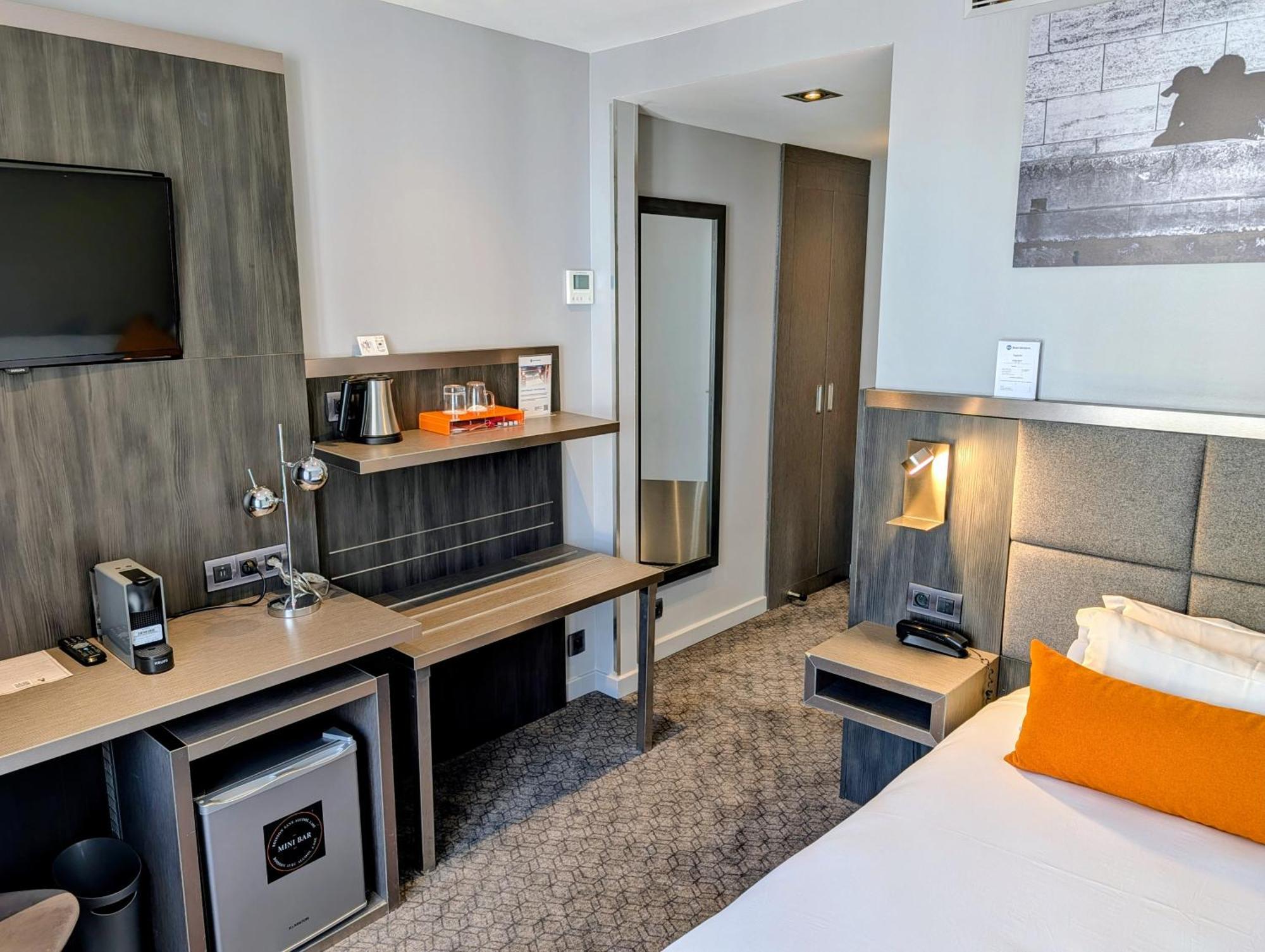 Classic Single Room
